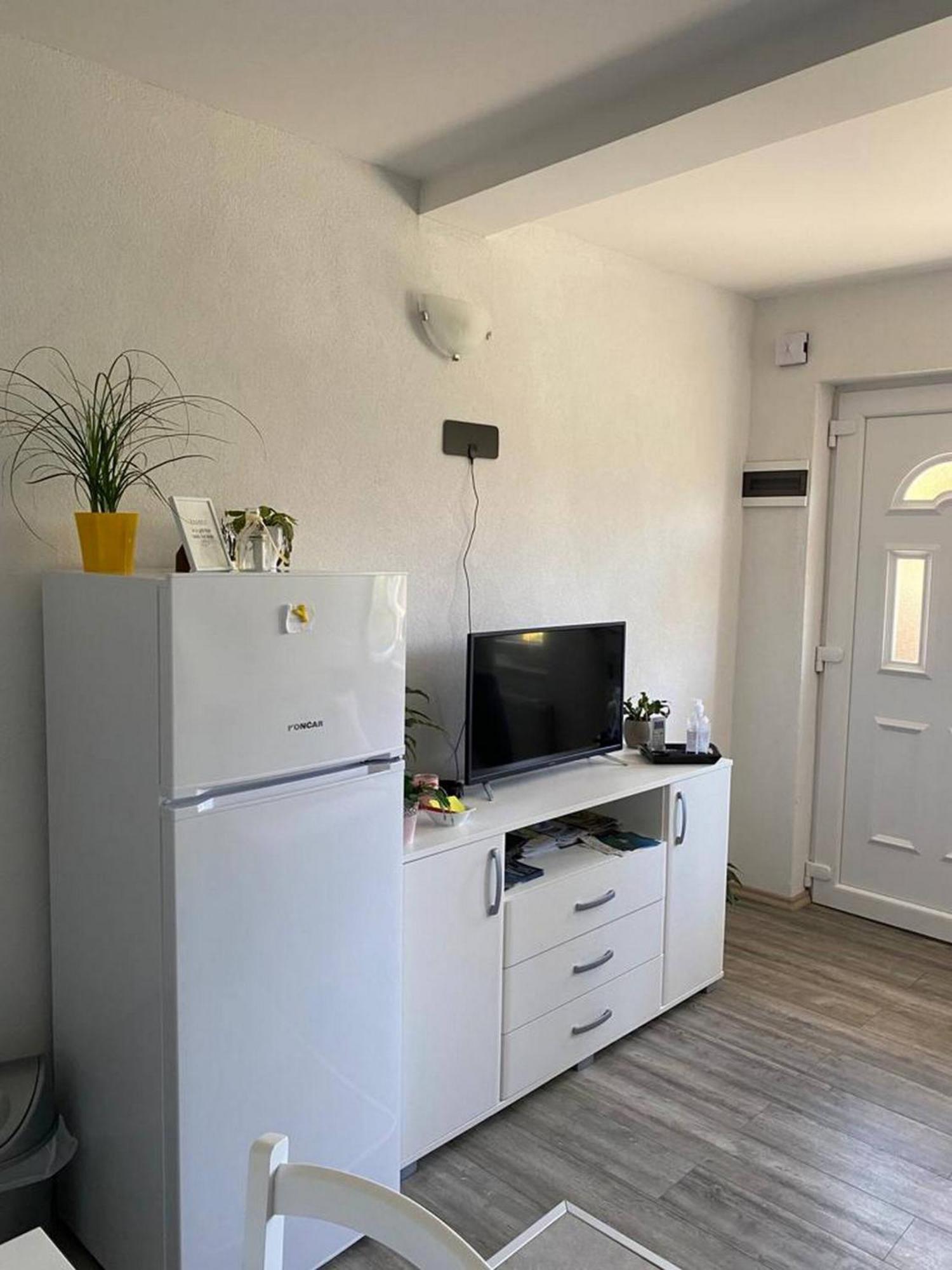 Rural Apartment Ante Drniš Exteriér fotografie