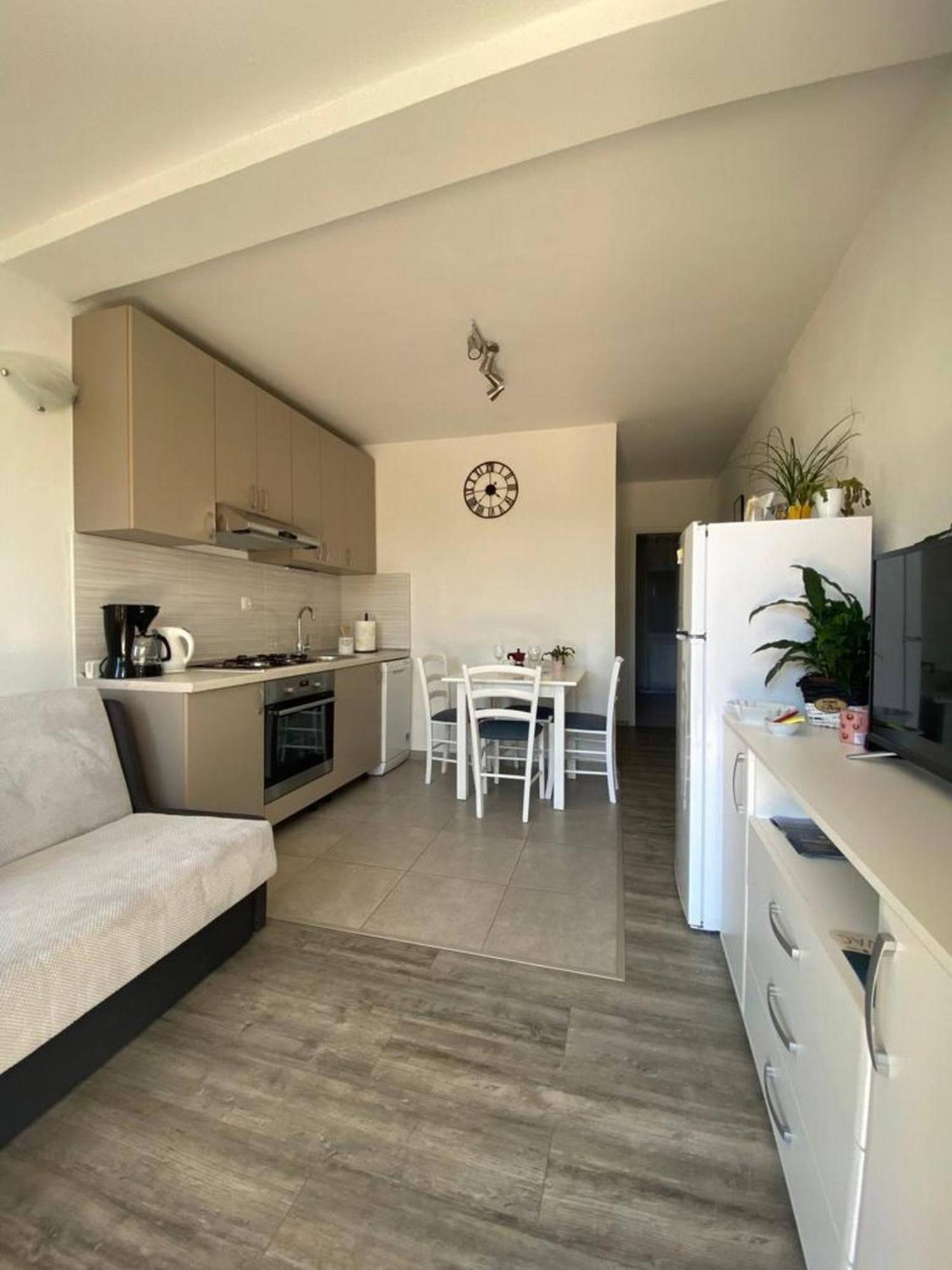 Rural Apartment Ante Drniš Exteriér fotografie