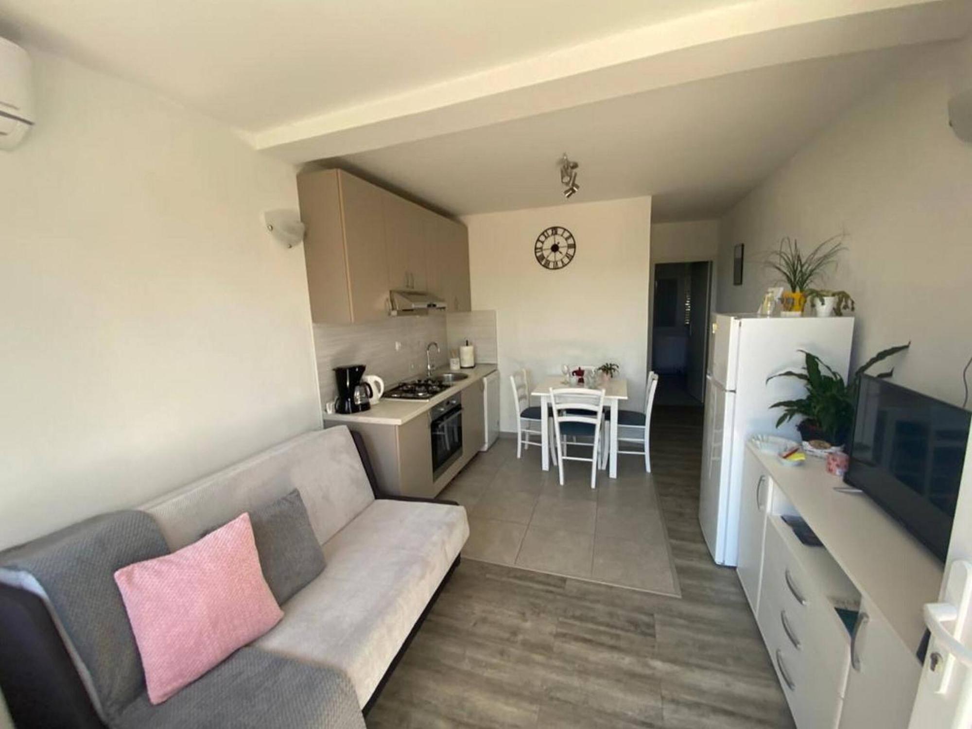 Rural Apartment Ante Drniš Exteriér fotografie